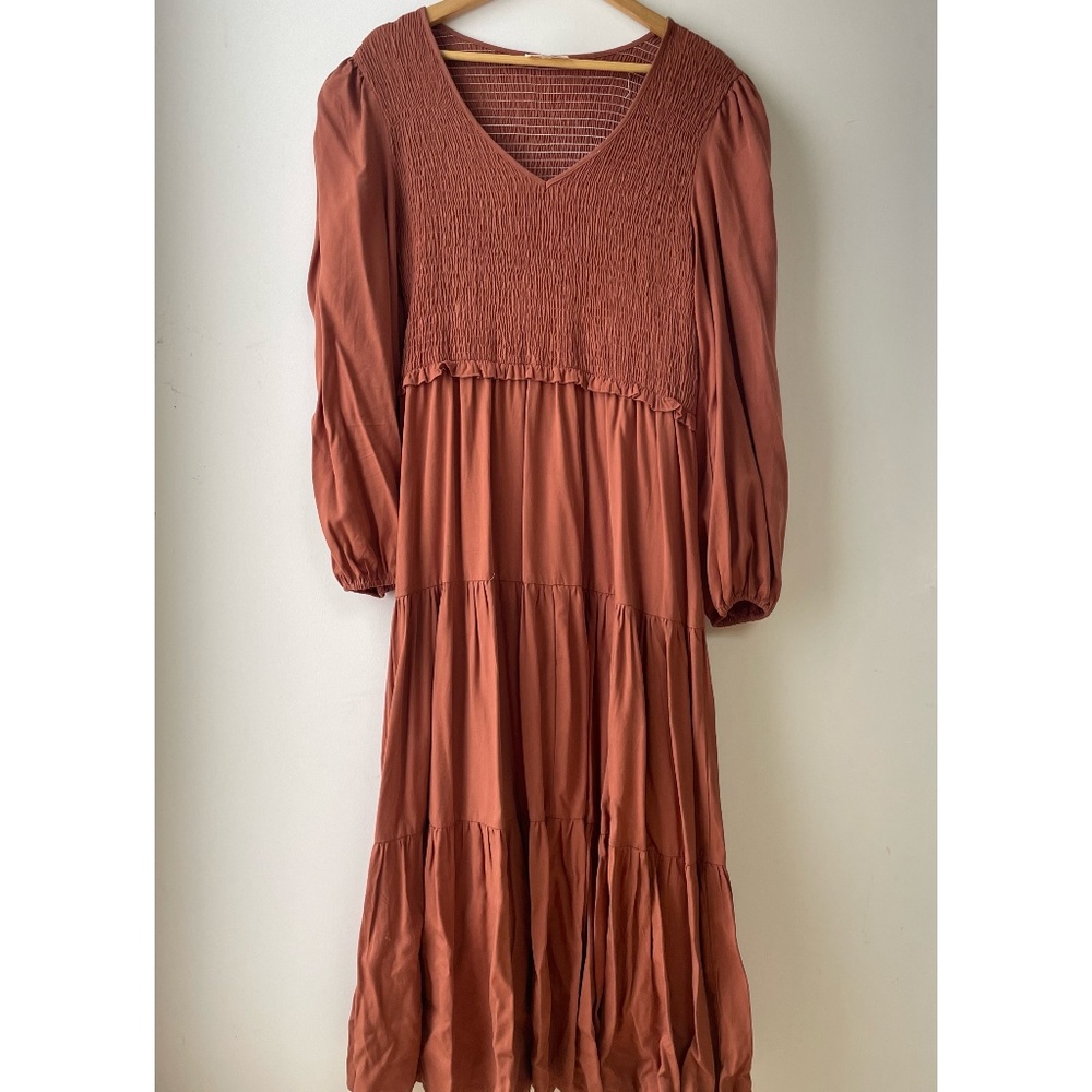 Bohme SMOCKED TIERED MIDI DRESS IN RUST